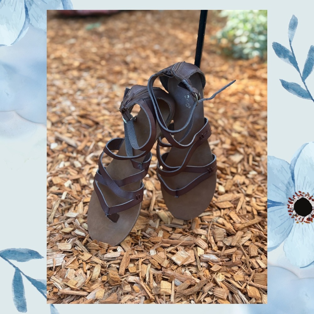 Brown Strappy Sandals size 10 really cute!